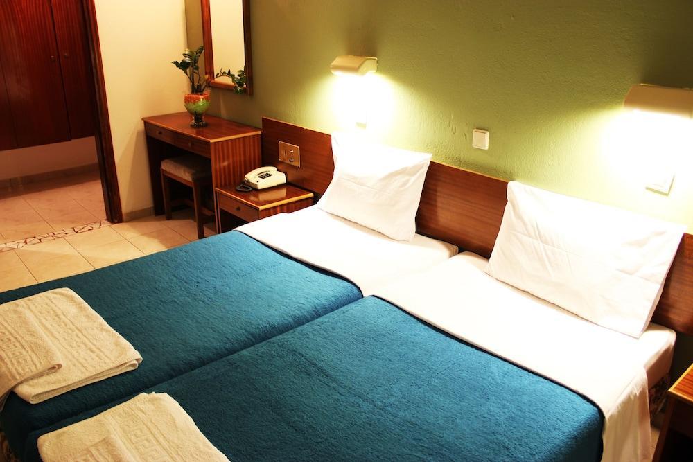 Achousa Lejlighedshotel